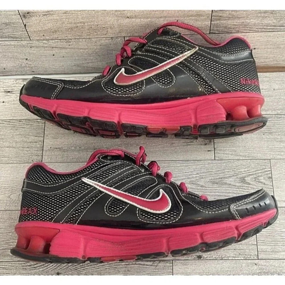 NIKE REAX ROCKET 2 Athletic Running Shoe Sneaker Black Pink US Women's Size 8 - Picture 12 of 12